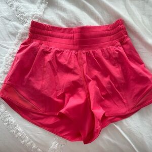 high rise hotty hot shorts 2.5 inch